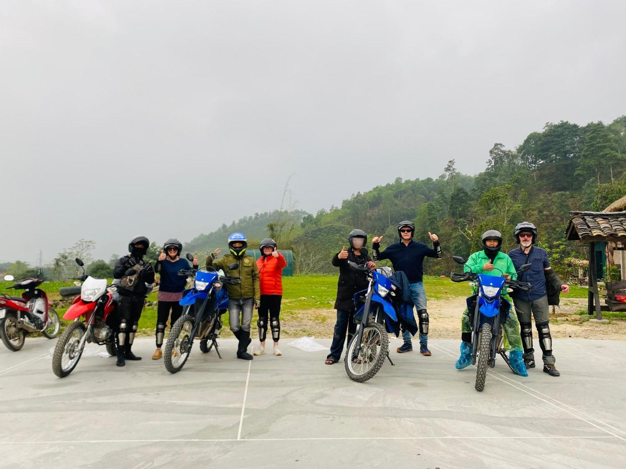 Ban Bang Ecolodge Tours & Motorbike Rental Ha Giang Exterior photo