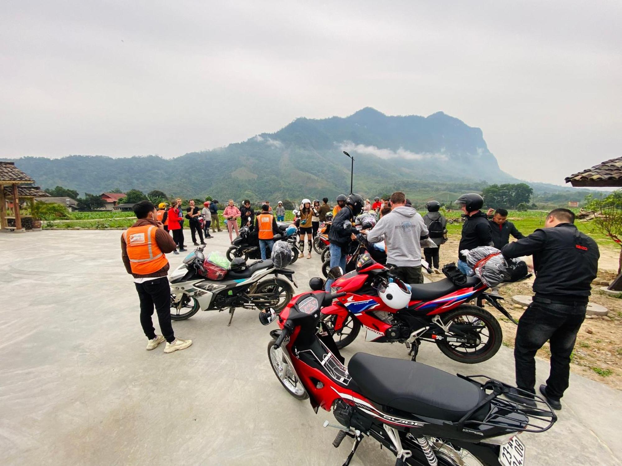 Ban Bang Ecolodge Tours & Motorbike Rental Ha Giang Exterior photo