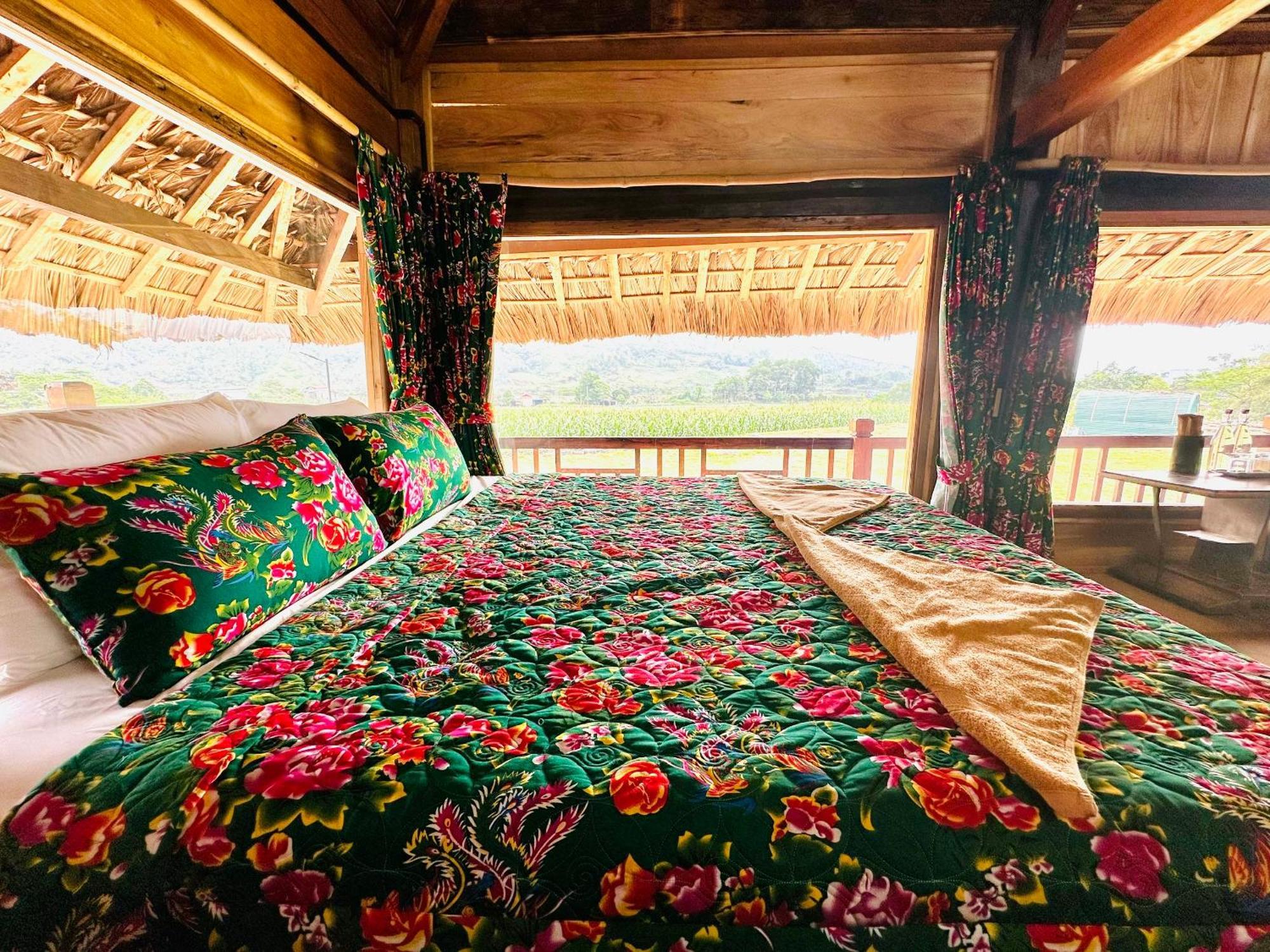 Ban Bang Ecolodge Tours & Motorbike Rental Ha Giang Exterior photo