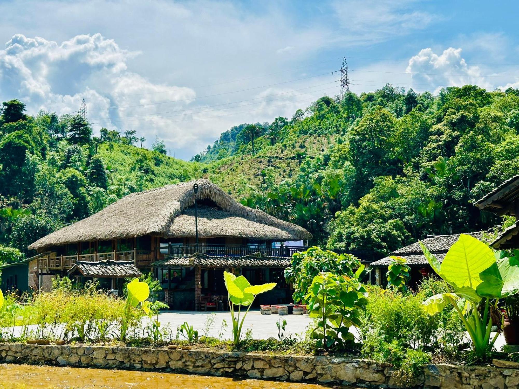 Ban Bang Ecolodge Tours & Motorbike Rental Ha Giang Exterior photo