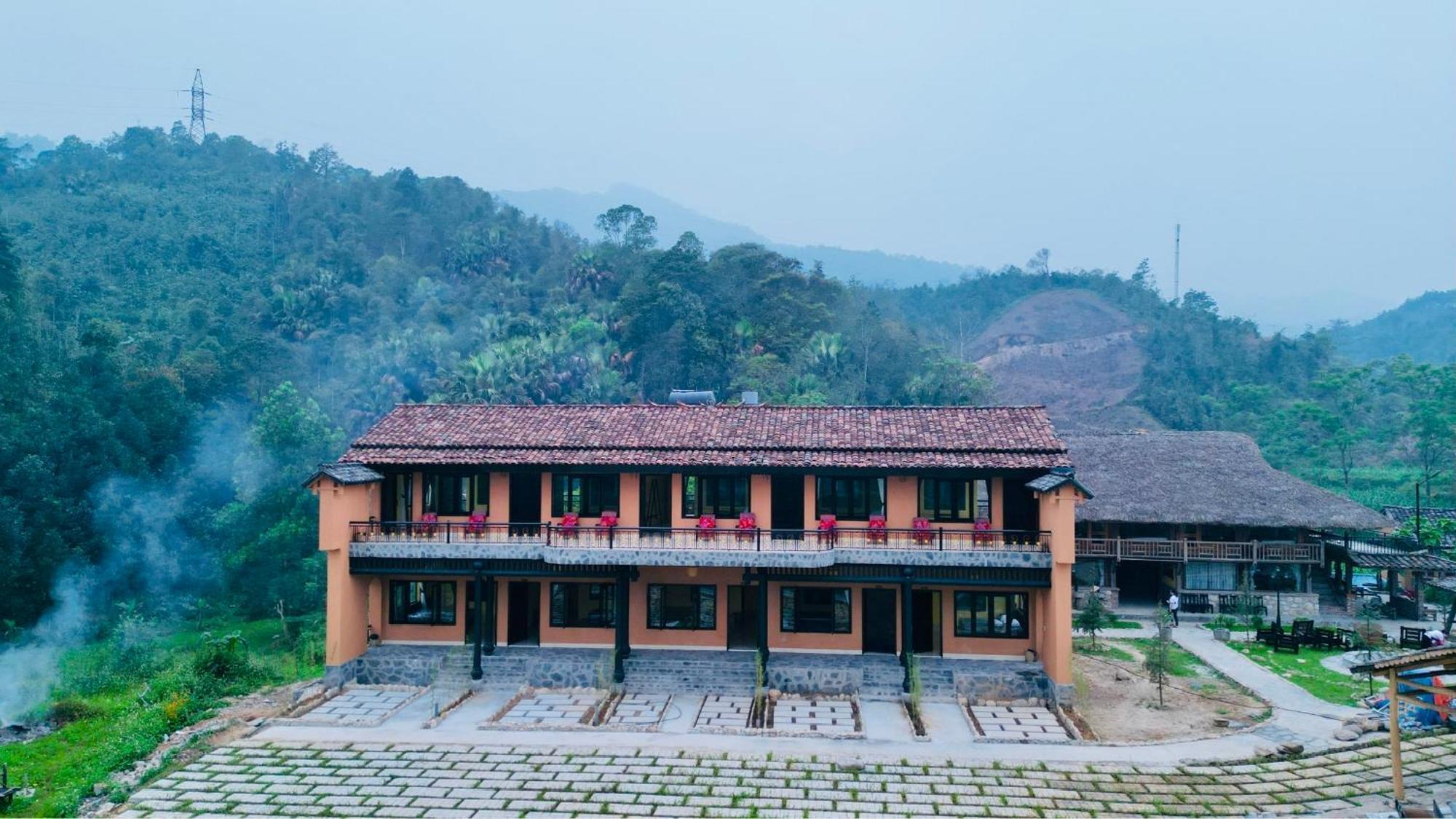 Ban Bang Ecolodge Tours & Motorbike Rental Ha Giang Exterior photo